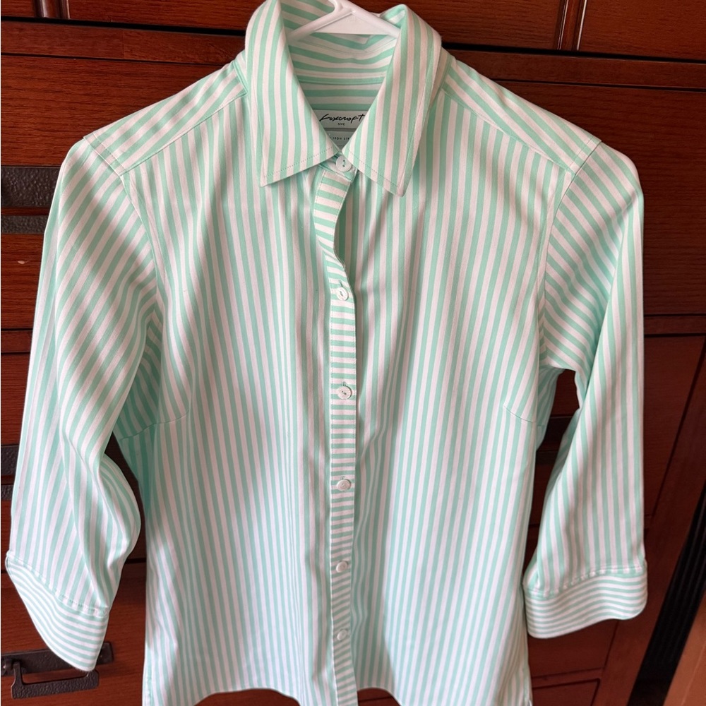 Foxcroft Green and White Button Down Shirt with Three-Quarter Sleeves